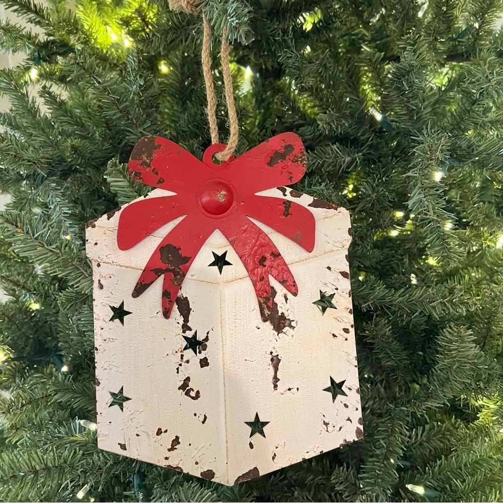 Large Metal Distressed Rustic Christmas Present Ornament or Hanging Decor